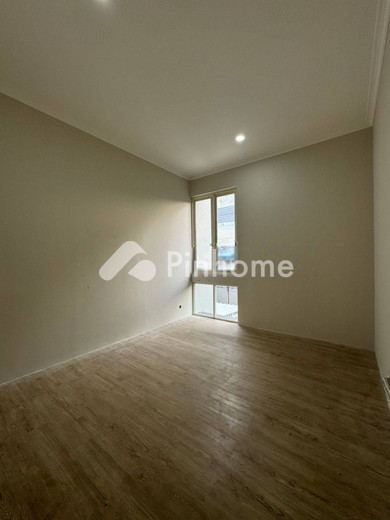 dijual rumah 1 lantai 4kt 94m2 di kenjeran - 8