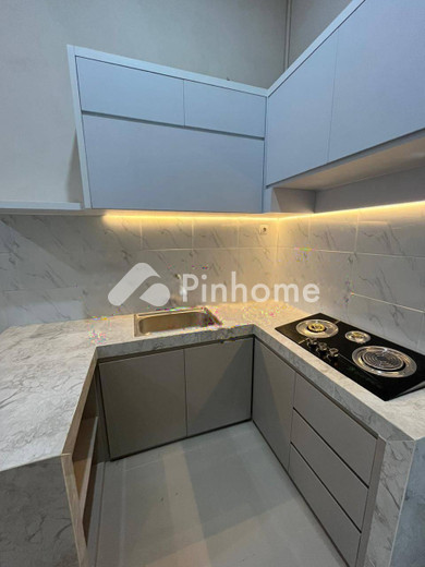 dijual rumah 2 lantai 2kt 38m2 di cipondoh - 6