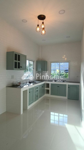 dijual rumah satu - 6