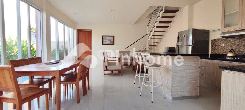 disewakan rumah 2 lantai 3kt 160m2 di sesetan - 6