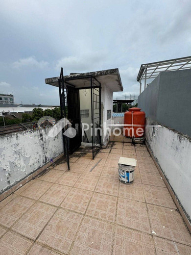 dijual rumah 1 lantai 3kt 102m2 di central sukajadi - 11