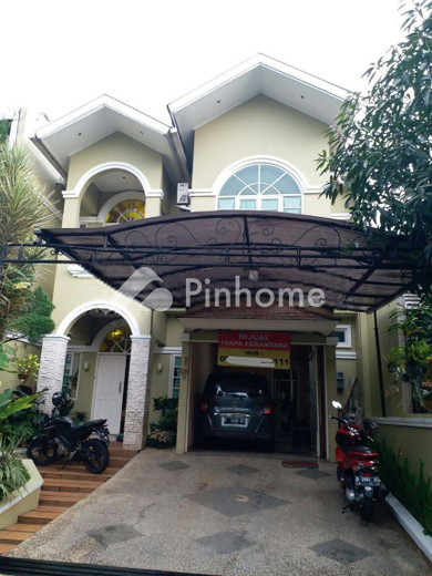dijual rumah 2 lantai 4kt 136m2 di jalan pasteur - 17